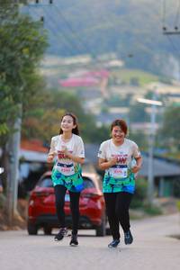 BIB: 8290, 8174
                            <button type="button" onclick="openModal(18892511)" class="btn btn-primary btn-sm float-right btn-popup" data-toggle="modal" data-target=".modal-high-quality">
                        <i class="fas fa-shopping-cart"></i> Add to Cart
                    </button>
                                            <button type="button" onclick="isThisMe(18892511, true)" class="btn btn-success btn-sm float-right btn-popup btn-isme hidden" data-toggle="tooltip" data-placement="bottom" title="นี่คือรูปของคุณใช่ไหม คลิกที่นี่เพื่อเอาเข้าอัลบั้ม">
                        <i class="fas fa-plus"></i> Add to album
                    </button>
                    <button type="button" onclick="isThisMe(18892511, false)" class="btn btn-warning btn-sm float-right btn-popup btn-isnotme hidden">
                        <i class="fas fa-ban"></i> Remove from album
                    </button>